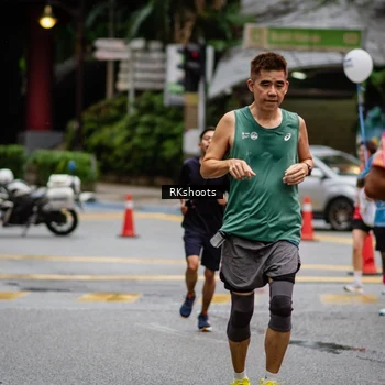 Runner Photo 8982353