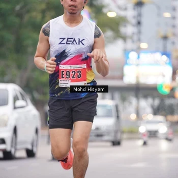 Runner Photo 8982355