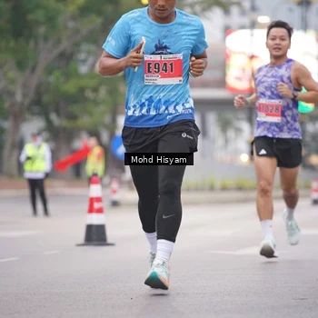 Runner Photo 8982385