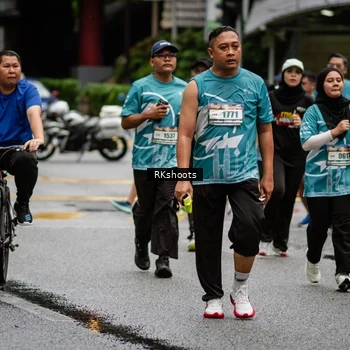 Runner Photo 8982387