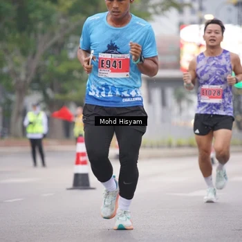 Runner Photo 8982388