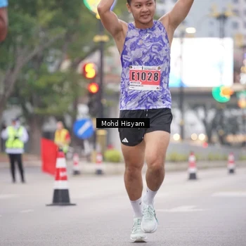 Runner Photo 8982399