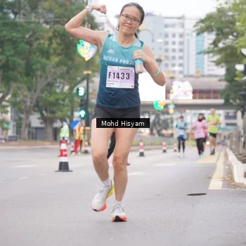Runner Photo 8982422