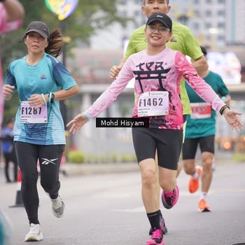 Runner Photo 8982435