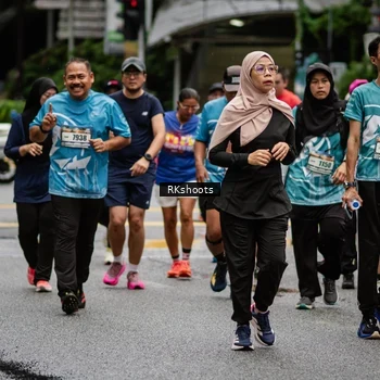 Runner Photo 8982457