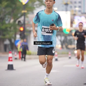Runner Photo 8982463