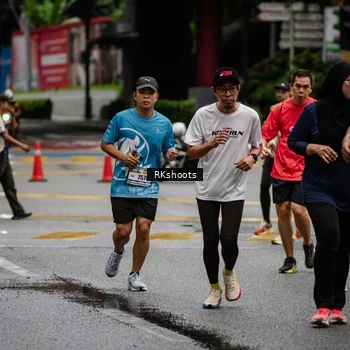 Runner Photo 8982471