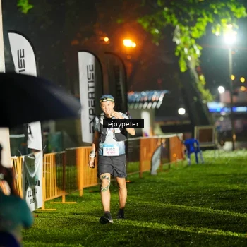 Runner Photo 8982495