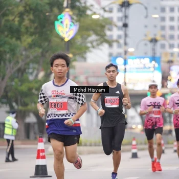 Runner Photo 8982508