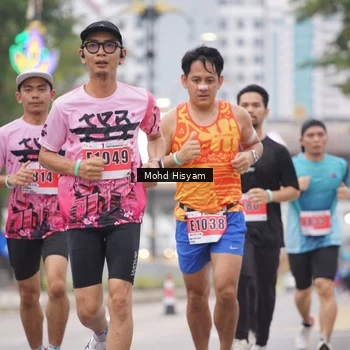 Runner Photo 8982518