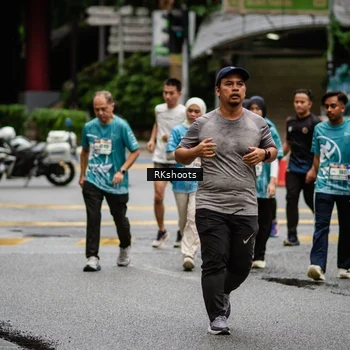 Runner Photo 8982554