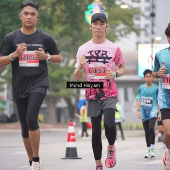 Runner Photo 8982598