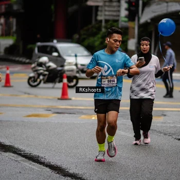 Runner Photo 8982665