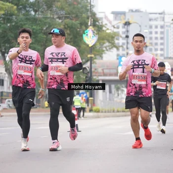 Runner Photo 8982669
