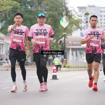 Runner Photo 8982672