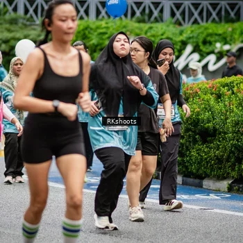 Runner Photo 8982684