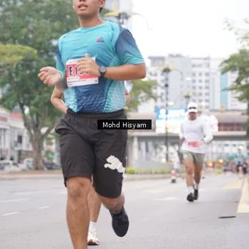 Runner Photo 8982689