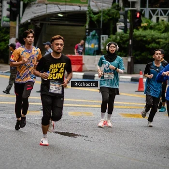 Runner Photo 8982705