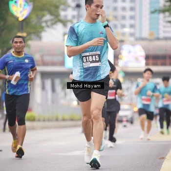 Runner Photo 8982744