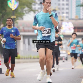 Runner Photo 8982748