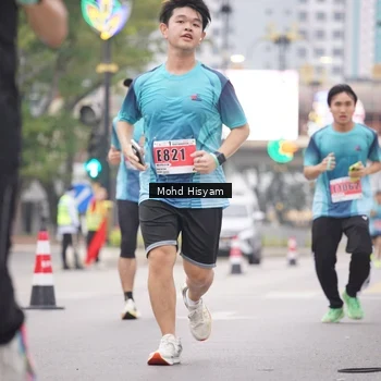 Runner Photo 8982768