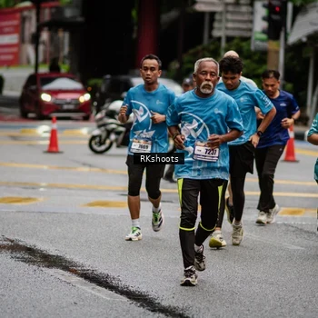 Runner Photo 8982813