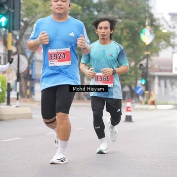 Runner Photo 8982840