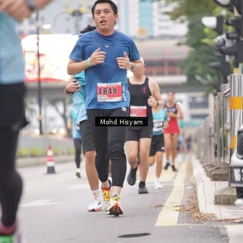 Runner Photo 8982858