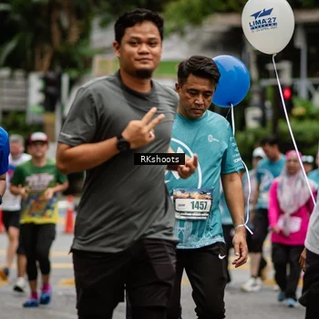 Runner Photo 8982870