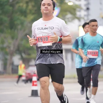 Runner Photo 8982913