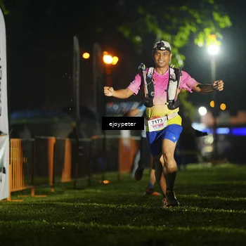 Runner Photo 8982942