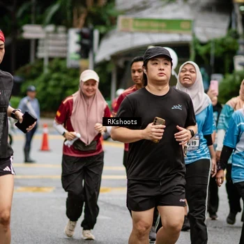 Runner Photo 8983055