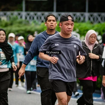 Runner Photo 8983073