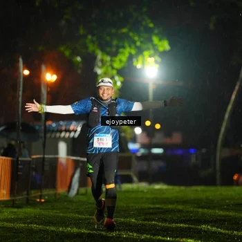 Runner Photo 8983169