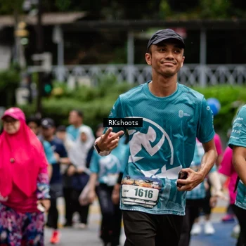Runner Photo 8983304