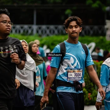 Runner Photo 8983325