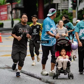Runner Photo 8983328