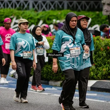 Runner Photo 8983343