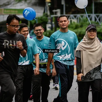Runner Photo 8983344