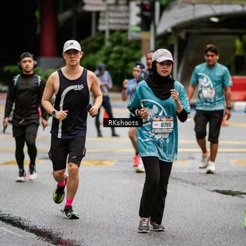Runner Photo 8983358