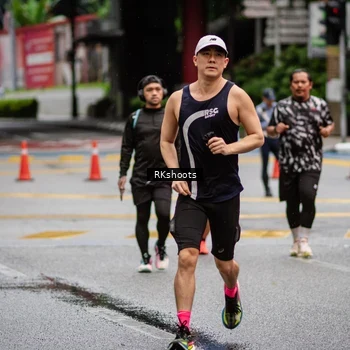 Runner Photo 8983365
