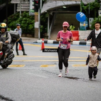 Runner Photo 8983386