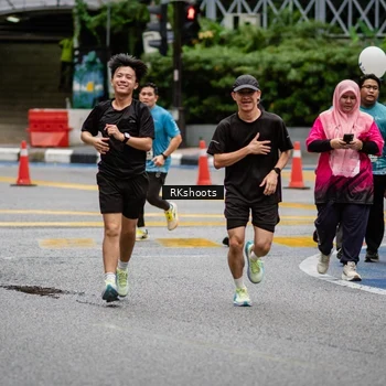 Runner Photo 8983503