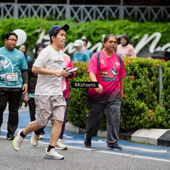 Runner Photo 8983525