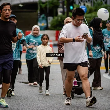 Runner Photo 8983664