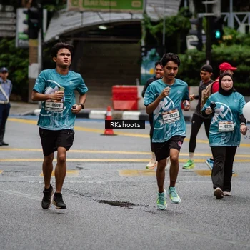 Runner Photo 8983713
