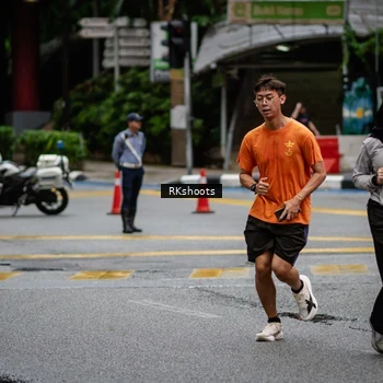 Runner Photo 8983747