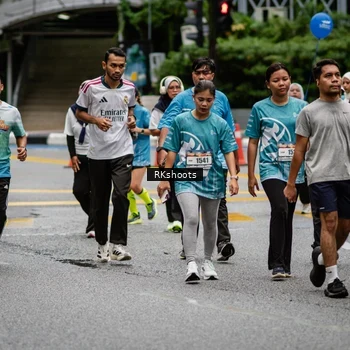 Runner Photo 8983772