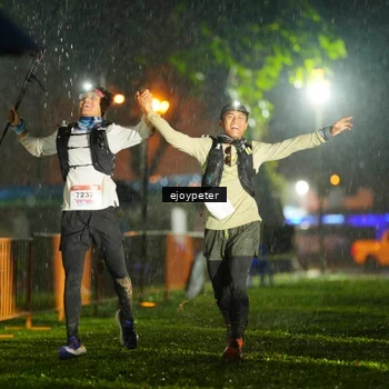 Runner Photo 8983814