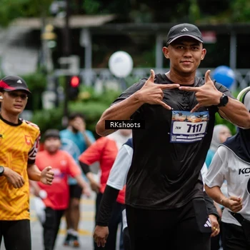 Runner Photo 8983819